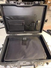 Pelican 1495 Laptop Protective Hard Shell Case. Laptop Sleeve. Combo Broken READ picture