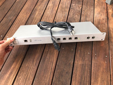 Ubiquiti Unifi Security Gateway Pro USG-PRO-4 picture