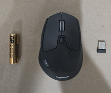 Logitech M720 Triathlon Multi-Device Wireless Bluetooth Mouse Unifying Receiver picture