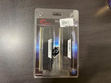G.SKILL 16GB (2 x 8GB) Ripjaws V Series DDR4 3200 PC4-25600 Black picture