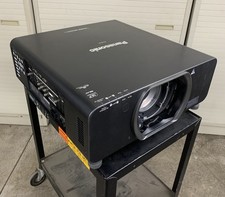 Panasonic PT-DZ10KU WUXGA DLP Lamp Projector Bad Lamp 1 - No Lens No Remote picture