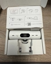 Logitech Brio 500 Full HD 1080p webcam with light correction and auto-framing picture