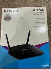 NETGEAR AC1200 1000Mbps 4 Ports 300Mbps Dual Band Gigabit Smart Router (R6230) picture