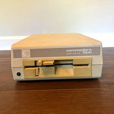 1541 C64 Commodore Disk Drive Working picture