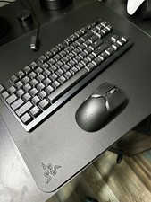 Razer Gaming Wireless Peripherals Bundle - Viper v2 Pro + Deathstalker v2 Pro KB picture