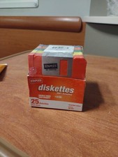 Staples 25 Pack 3.5