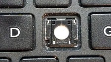 Single Key & Hinge - Dell Inspiron 15-5559 5558 US Keyboard KPP2C PK1313G3A00 picture