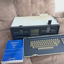 Osborne 1 Portable Computer 1981 with Keyboard + User’s Manual Working picture