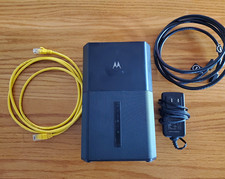 Motorola MG8725 DOCSIS 3.1 Cable Modem + AX6000 Wi-Fi 6 Router Combo picture
