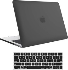Sleek Black Hard Shell Case with Keyboard Cover for MacBook Pro 15