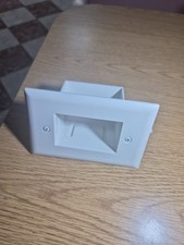 DATA COMM Electronics 45-0008-WH Easy Mount Recessed Low Voltage Cable Plate - picture