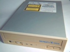 SCSI CDROM Plextor UltraPlex Wide PX-40TSUWi   68-pin READER picture
