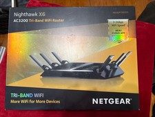 NETGEAR Nighthawk X6 AC3200 Tri-Band WiFi Router R8000-100NAS picture