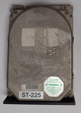 Seagate ST-225 MFM (20MB, Retro, 1986) Hard Drive picture