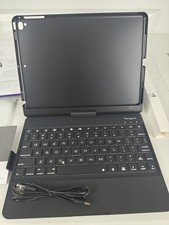 Targus VersaType THZ700US 4-in-1 Bluetooth Keyboard Case iPad 9.7