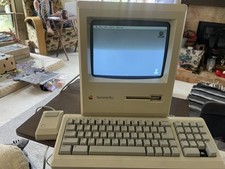 Apple Macintosh Plus 1MB (M0001A) – Original Keyboard & Mouse – Boots Great picture