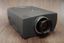 Christie LW25A 1366x768 WXGA+ LCD projector - Works perfect - New genuine lamp picture