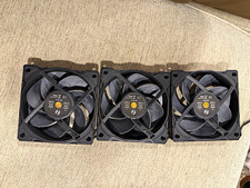 Lian Li UNI FAN SL120 120mm Black Case Fans 3-Pack 4-Pin PWM 12V picture