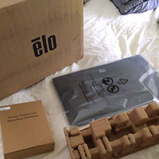 Elo I-Series 5 21.5-inch Android POS terminal picture