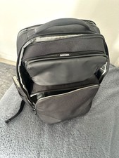 Incase A.R.C. Commuter Pack 26L Black Laptop Backpack Fits 16
