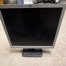 HP Compaq LE1911 19