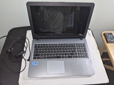 Asus X540-LA Intel Core I-3 4 GB Microsoft Windows 10 15.6
