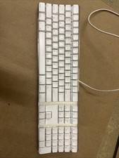 Apple A1048 Wired USB Keyboard - White picture