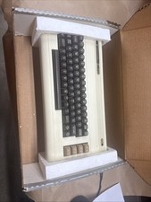 Commodore VIC-20 Computer Vintage Retro Gaming Console w/Original Box picture