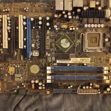 EVGA 680i SLI 122-CK-NF68-A1 ATX Intel LGA775 DDR2 4 DIMM PCIe x16 SLI picture
