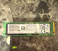 Samsung PM951 256GB NVMe PCIe M.2 2280 Internal SSD MZVLV256HCHP-000D1 picture