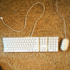 Apple A1048 Wired USB White Keyboard + Pro Mouse Bundle English QWERTY picture