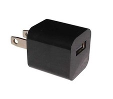 Universal USB Power Adapter/Wall Charger  (Styles May Vary) picture