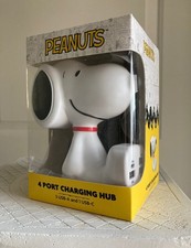 PEANUTS SNOOPY Charging Hub (4-Port) 3 USB-A and 1 USB-C picture