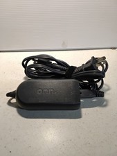ONN ADS-65QI-19A-2 65W Universal Laptop Charger Single Tip Only picture