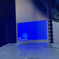 epson powerlite 99WH Model # H686A picture