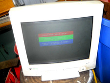 Gateway Color Monitor EV500A 15