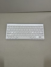 Apple MC184LL/A Wireless Keyboard picture