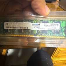 Crucial 128MB DDR SDRAM PC2100U 184-Pin DIMM RAM Module CT1664Z265.4T picture