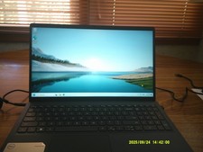Dell Inspiron 15 3520 15.6