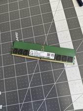 New machine pull SK Hynix 32GB DDR5 5600MHz PC5-5600B UDIMM RAM HMCG88AGBUA084N picture