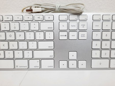 Genuine Apple Mac A1243 Wired USB Keyboard, Tested Working picture