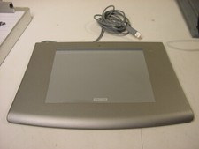 WACOM INTUOUS 2 GRAPHICS TABLET XD-0608-U picture