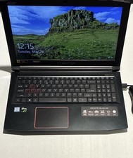 Acer Predator Helios 300 15.6