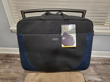 BNWT Targus Sport Laptop Carrying Case for 17 inch laptops  picture