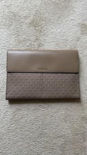 New-Michael Kors laptop sleeve 13 picture