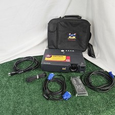 ViewSonic PJ500 2 Panel LCD Digital Multimedia Projector VPROJ23544-2W With Case picture