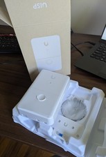 Ubiquiti UACC-DUAL-POWER-INJECTOR UISP Dual-Power Injector, Up to 100W, 2.5 GbE picture