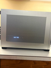 NCASE M1 Mini-ITX arc b580 PC picture