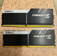 G.SKILL Trident Z RGB 16GB (2x8GB) DDR4-3200 DIMM XMP F4-3200C16D-16GTZR picture