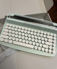 YUNZII ACTTO B303 Wireless Typewriter Keyboard, Retro Bluetooth Jade picture